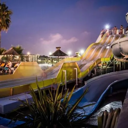 352 8 Personnes Wifi Gratuite, Piscines, 4 Etoiles Siblu Des Reves アパート *